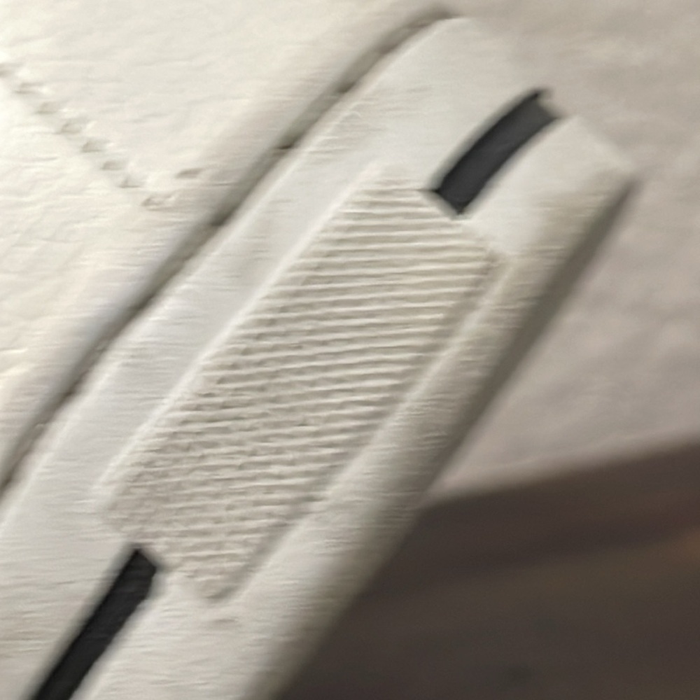 Brighton Love Me Beige Red Sneakers size 8.5 Valentines - Picture 17 of 17